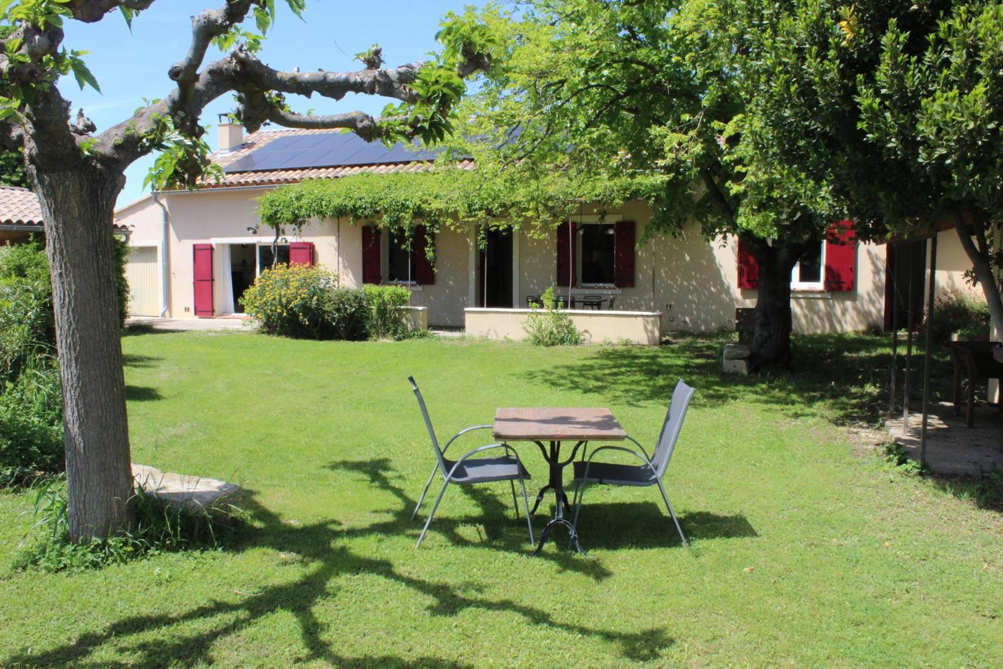 Mas La Gentille ,,, A La Campagne , Beautiful Outdoor , Swimming Pool , Pool House , Nice Green Garden , Bbq ,,, Only For You , Pour Passer Un Sejour Inoubliable Pernes-les-Fontaines Ngoại thất bức ảnh
